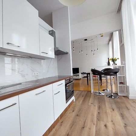 Vienna Charm Apartment Exteriör bild