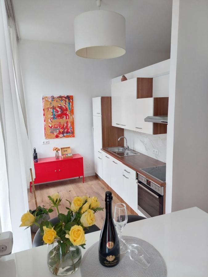 Vienna Charm Apartment Exteriör bild